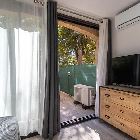 Les Mimosas Bleus-4 By Interhome Daire Bormes-les-Mimosas