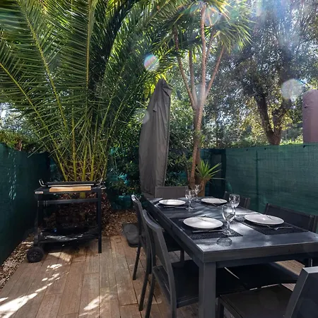 Daire Les Mimosas Bleus-4 By Interhome *
